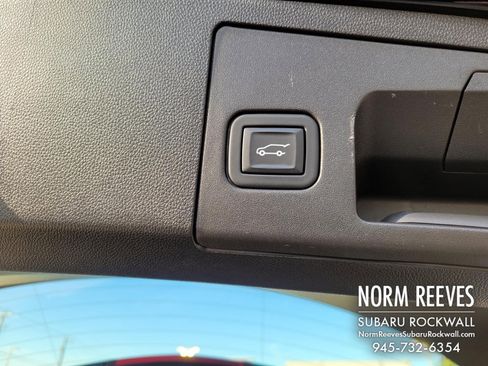 Used 2022 Cadillac XT4 Sport w/ Safety Alert Package image 18