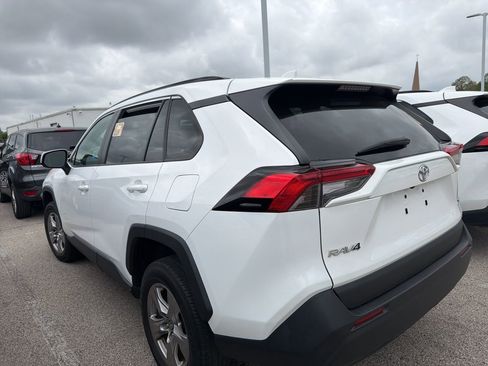 Used 2023 Toyota RAV4 XLE image 7