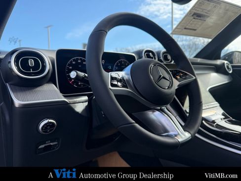 Used 2026 Mercedes-Benz GLC 300 GLC 300 image 12