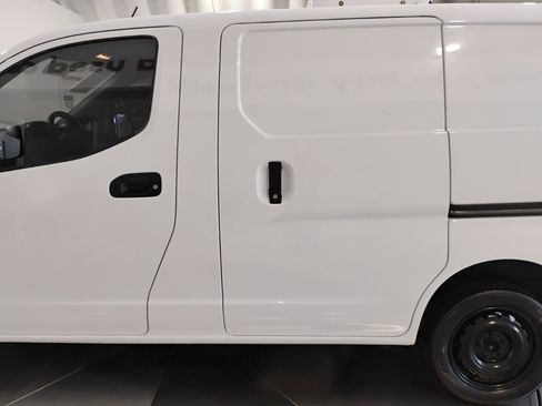 Used 2019 Nissan NV200 S FWD image 48