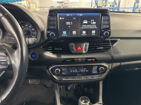 Used 2019 Hyundai Elantra GT w/ Style Package 02 image 13