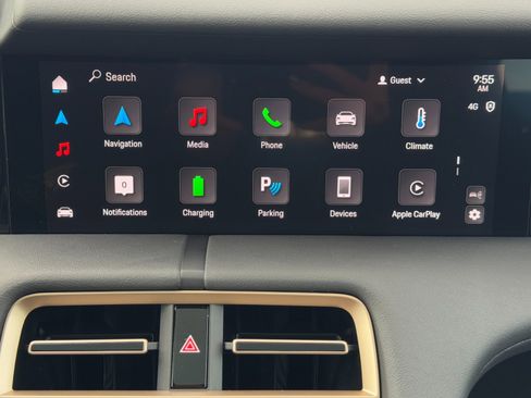 Used 2025 Porsche Taycan 4S w/ Premium Package image 28