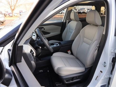 Certified 2024 Nissan Rogue SL w/ SL Premium Package image 10