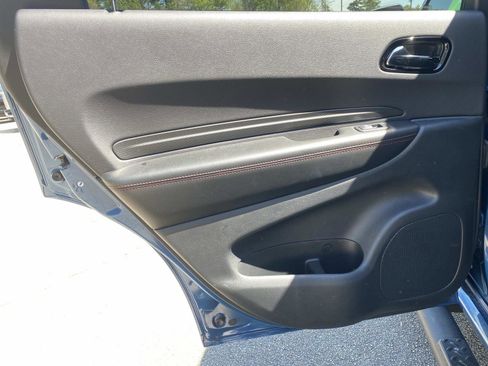 Used 2024 Dodge Durango GT w/ Blacktop Package RWD image 18