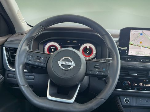 Certified 2023 Nissan Rogue Platinum w/ Platinum Premium Package AWD/4WD image 9