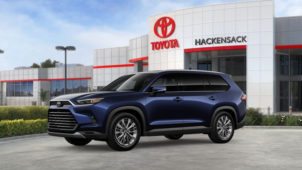 New 2026 Toyota Grand Highlander AWD image 2