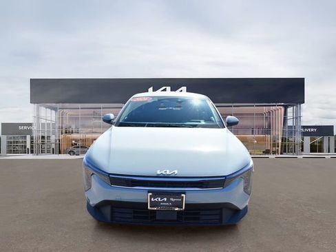 New 2026 Kia K4 FWD image 9