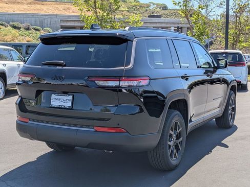New 2026 Jeep Grand Cherokee L 4WD image 5