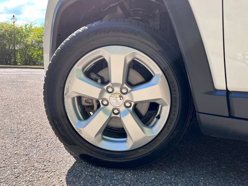 Used 2019 Jeep Compass Latitude w/ Popular Equipment Group AWD/4WD image 51