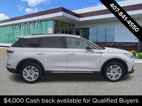 New 2026 Lincoln Corsair Premiere image 3