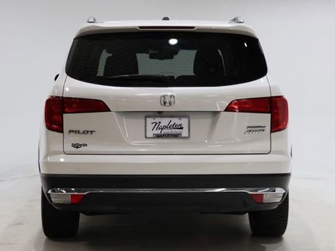 Used 2018 Honda Pilot Touring image 7