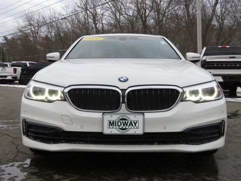 Used 2020 BMW 530i xDrive w/ Convenience Package image 2