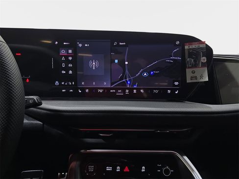 New 2025 Audi SQ5 Prestige image 19