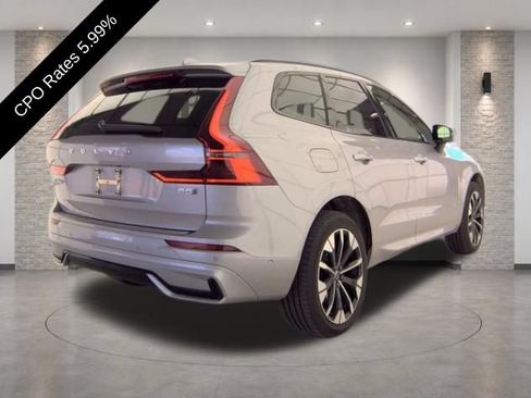 Used 2026 Volvo XC60 B5 Plus AWD/4WD image 3