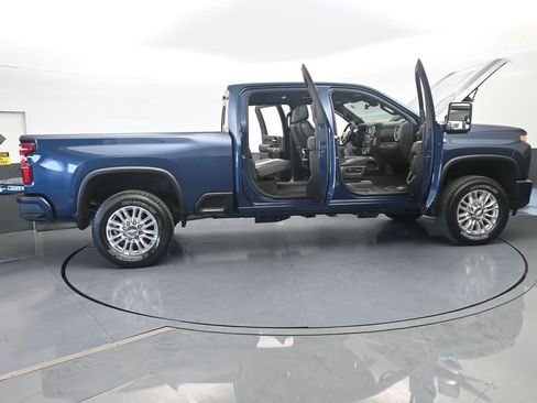 Used 2022 Chevrolet Silverado 2500 High Country w/ Z71 Off-Road Package AWD/4WD image 88