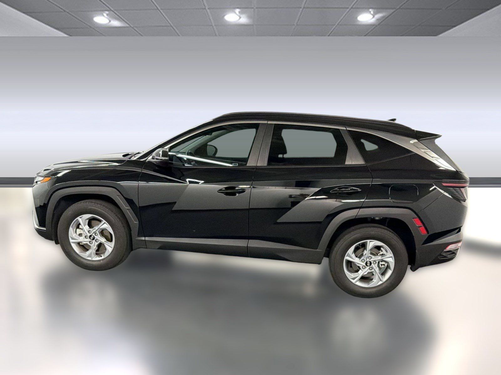 Used 2023 Hyundai Tucson SEL AWD/4WD image 2