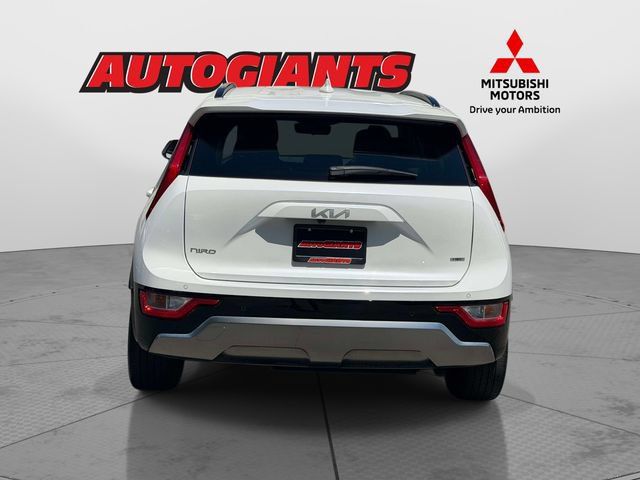 Used 2023 Kia Niro EX Touring FWD image 3