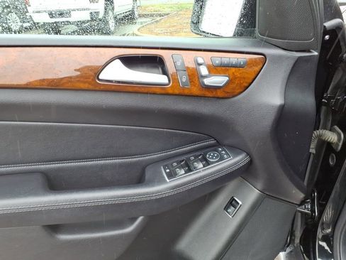 Used 2016 Mercedes-Benz GLE 350 4MATIC image 3