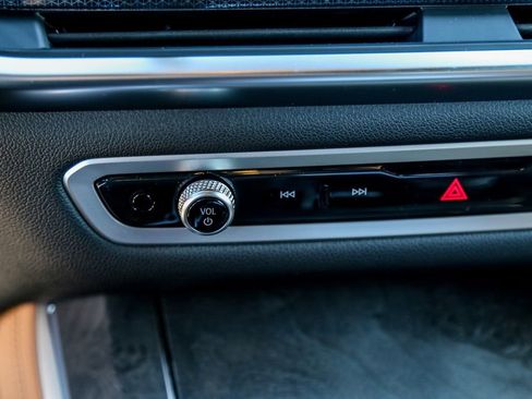 New 2026 BMW X5 xDrive40i w/ M Sport Package image 17