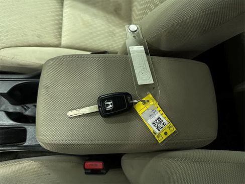Used 2015 Honda Civic SE image 30