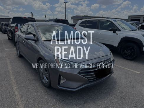 Used 2020 Hyundai Elantra SEL w/ Cargo Package (C1) FWD image 5