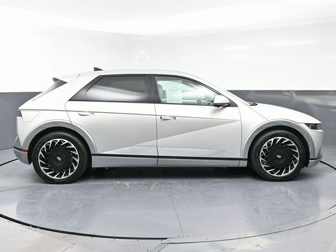 Used 2023 Hyundai Ioniq 5 Limited image 8