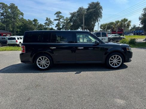 Used 2018 Ford Flex Limited w/ Equipment Group 301A AWD/4WD image 7