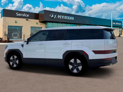 New 2026 Hyundai Santa Fe SE image 4