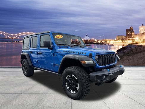 Used 2024 Jeep Wrangler Unlimited Rubicon 4xe AWD/4WD image 4