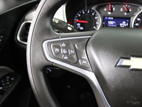 Used 2022 Chevrolet Equinox LT image 22