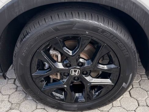 Used 2024 Honda HR-V Sport image 17