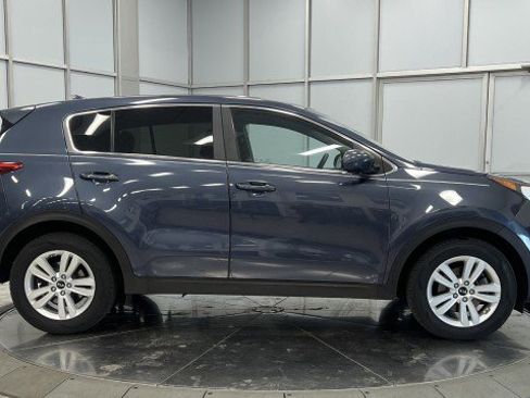 Used 2017 Kia Sportage LX image 8