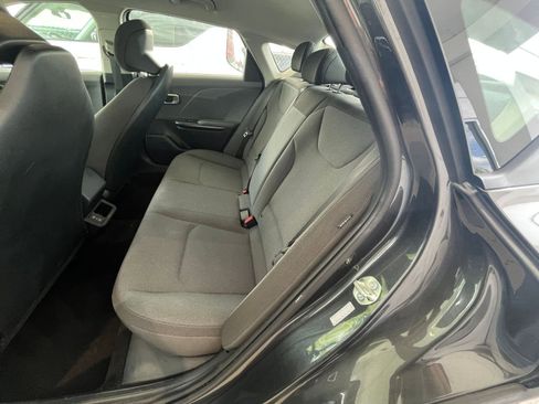 Used 2025 Kia K4 FWD image 24