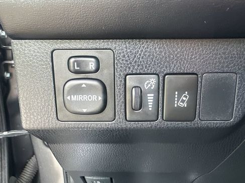 Used 2016 Toyota RAV4 Limited w/ Advanced Technology Package AWD/4WD image 30