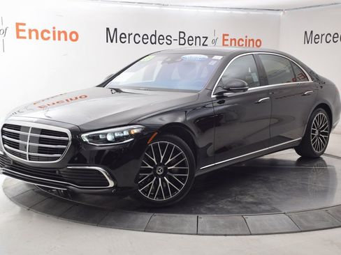 Certified 2025 Mercedes-Benz S 580 4MATIC Sedan image 2
