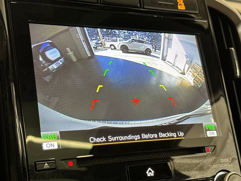 Used 2022 Subaru Ascent Limited w/ Technology Package image 22