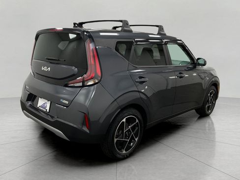 Used 2023 Kia Soul EX FWD image 4