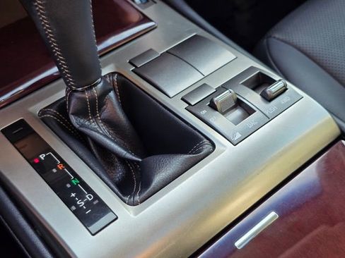 Used 2019 Lexus GX 460 Premium image 33