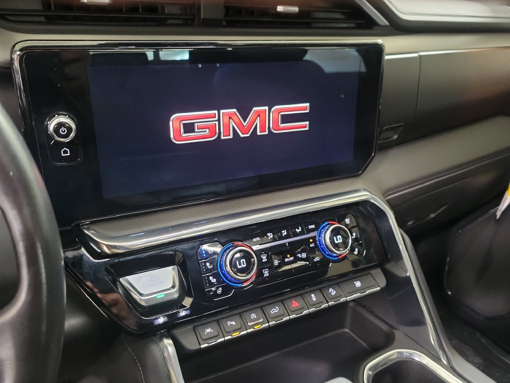 Used 2024 GMC Sierra 1500 Denali AWD/4WD image 23