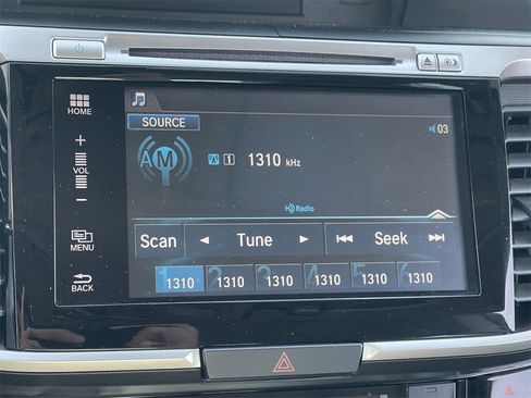 Certified 2017 Honda Accord EX-L image 25