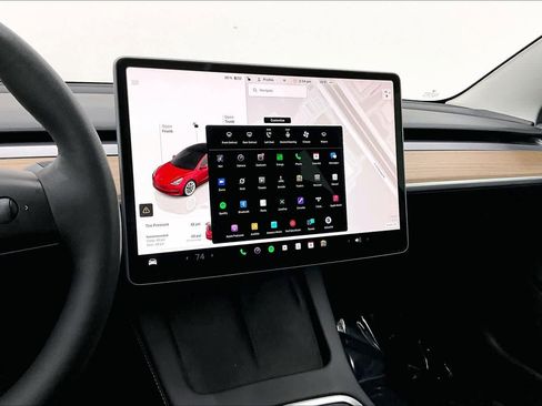 Used 2023 Tesla Model 3 Standard Range image 6