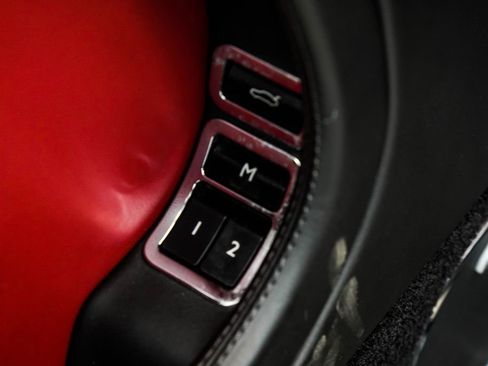Used 2018 Bentley Mulsanne RWD image 43