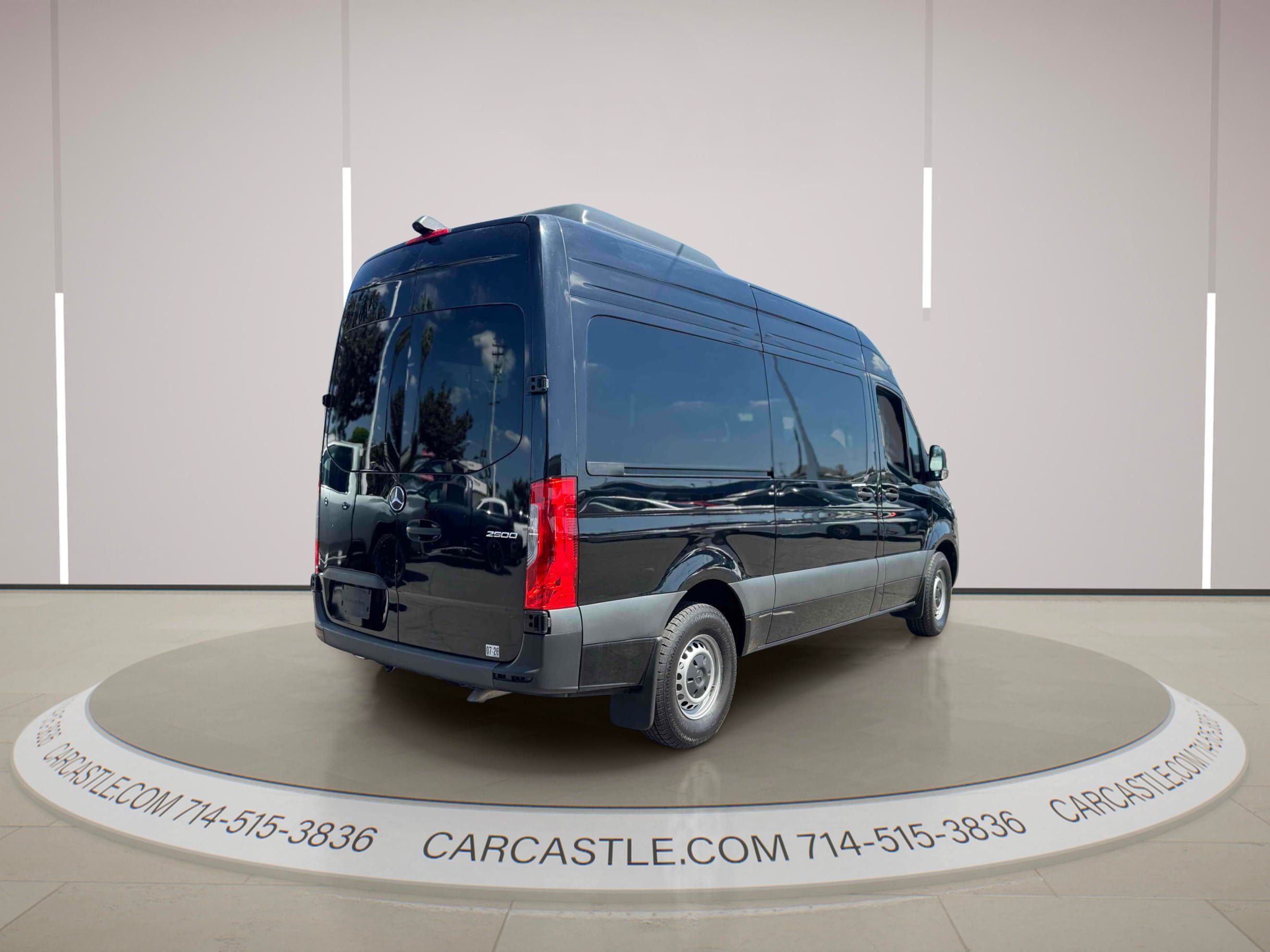 Used 2024 Mercedes-Benz Sprinter 2500 image 5