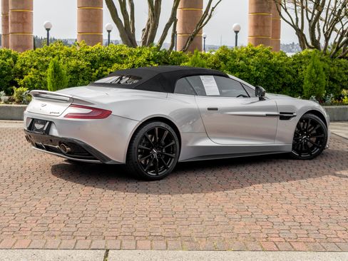 Used 2016 Aston Martin Vanquish Volante image 49