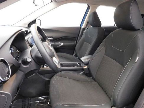 Used 2024 Nissan Kicks SV image 17