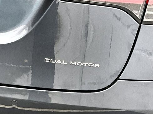 Used 2020 Tesla Model X Long Range image 34
