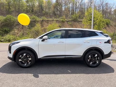 New 2026 Kia Sportage LX AWD/4WD image 4
