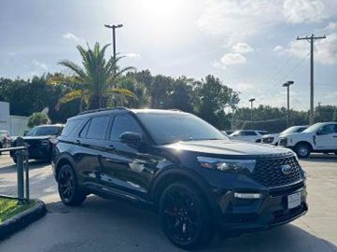 Certified 2023 Ford Explorer ST w/ Equipment Group 401A AWD/4WD image 4