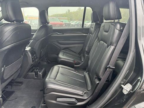 Used 2023 Jeep Grand Cherokee L Limited w/ Trailer Tow Group (B) AWD/4WD image 27