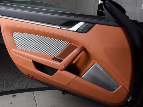 Used 2023 Porsche 911 Sport Classic image 34